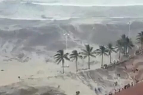 Огромное цунами смыло весь город название
