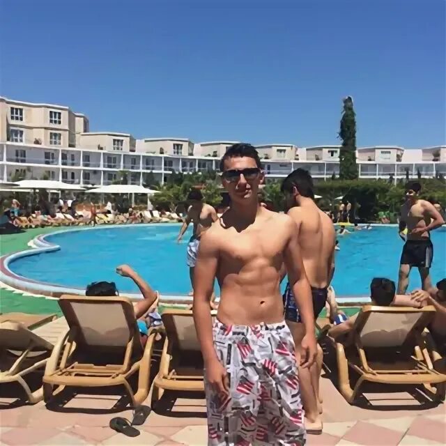 Alex said. Али гусейнов москва. али гуссейн человек бассейн. али гусейнов модель. alex say russia.