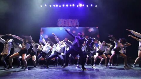 Dancing live