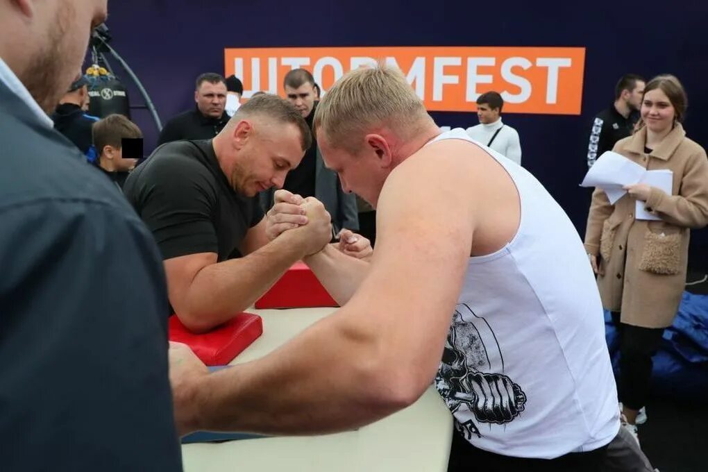 Штормфест омск. Баня фест 2022. Шторм fest омск. Шторм фест омск 2022. Шторм фест в омске 13 августа.
