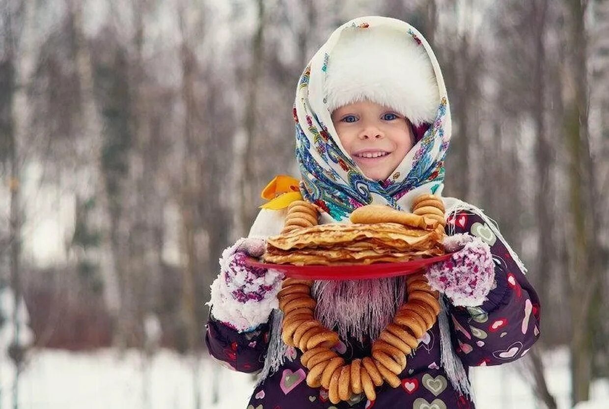 Масленица. Масленица фотосессия. Фотосессия на Масленицу детей. Фотосессия малыша на Масленицу.