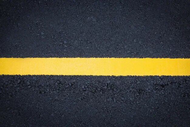 Волнистая линия на прозрачном фоне. Желтая полоска. Желто черные полоски. Yellow line. Векторные полоски.