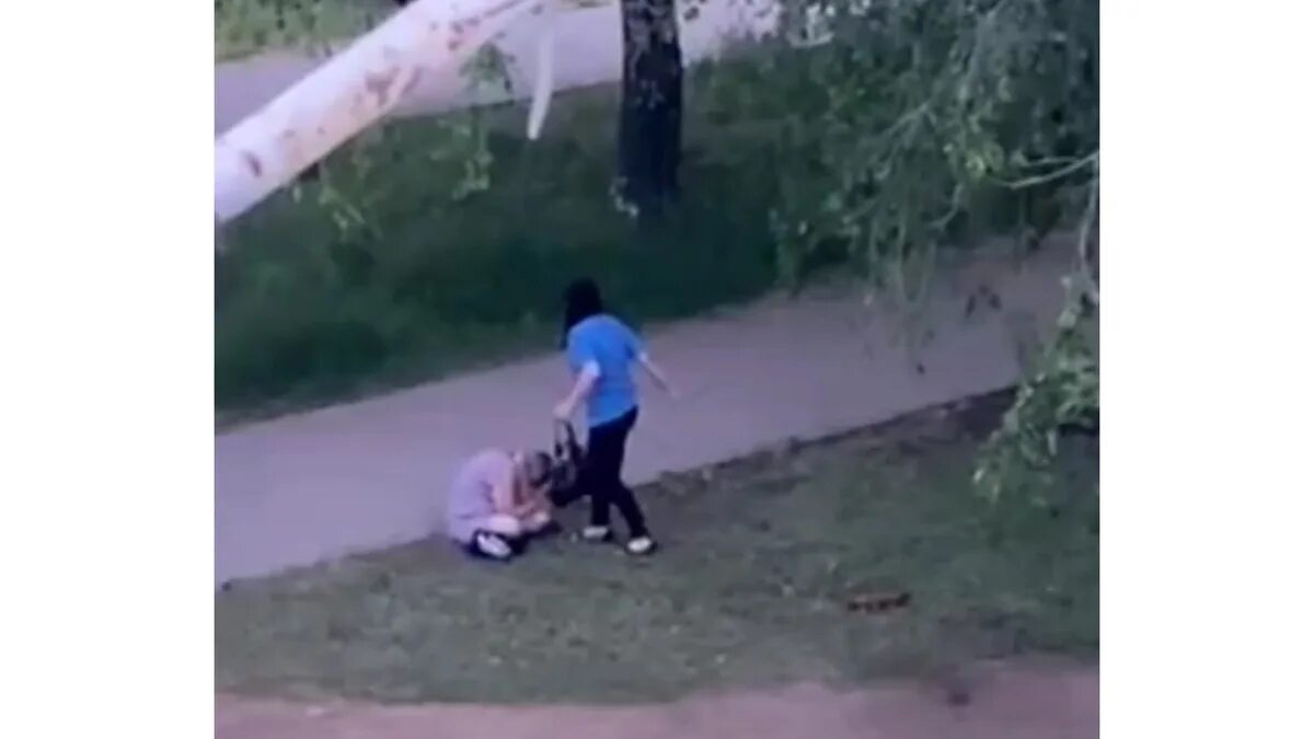 Девочка убившая двух сестер в тольятти фото Появились подробности зверского убийства школьницей меленьких сестер в Тольятти