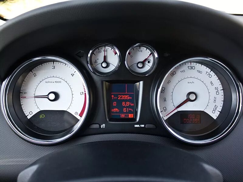 Замена панели приборов на версию от RCZ с большим экраном. - Peugeot 308 CC, 1,6