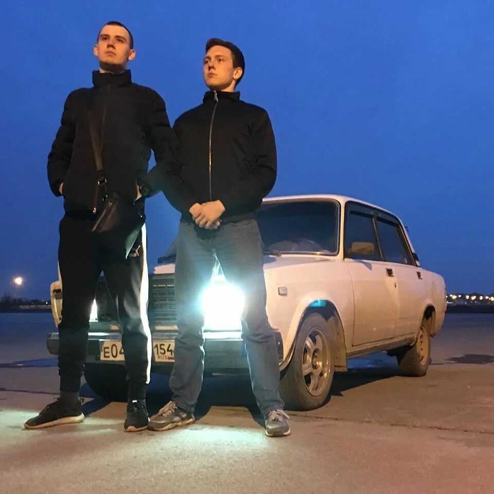 Люберцы спят ночь хороша слушать. Дюмин - люберцы спят давно. Евгений демьяненко игорь и света день города люберцы. Женщина спит. Красивых снов.