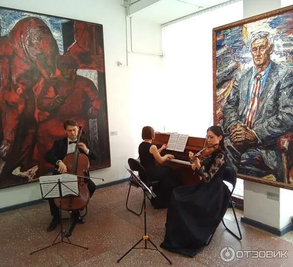 Культурно-выставочный центр тула. Выставочный зал на красноармейском тула. Открытие выставки карташова. Тульский музей изобразительных искусств, тула. Выставочный зал в туле снаружи.