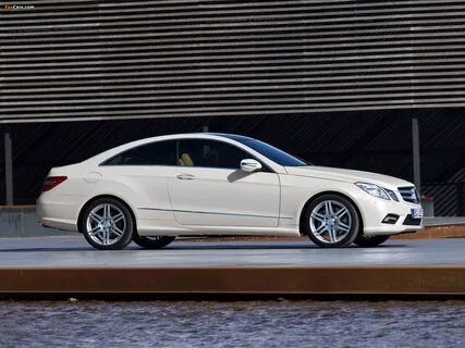 Mercedes c207
