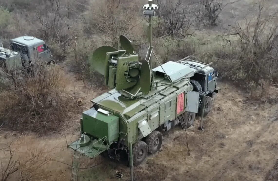 Комплекс рэб поле-21м. Красуха комплекс рэб. Модуль радиопомех поле-21. Системой поле 21. Системой поле 21.