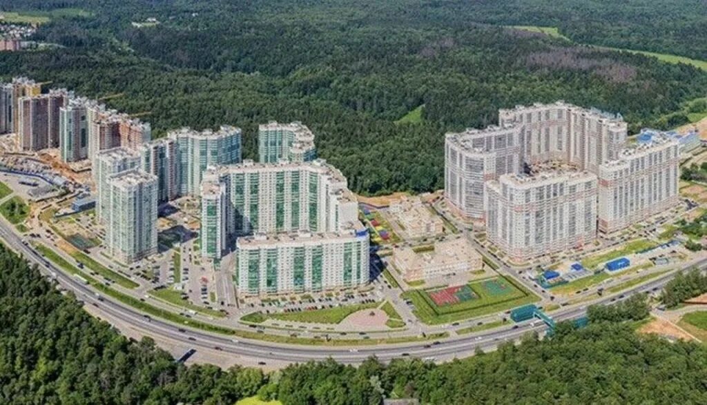 Красногорск павшино. Бульвар космонавтов д 11 красногорск. Красногорск москва недвижимость. Красногорск павшино крост. Изумрудные холмы, космонавтов, 4.