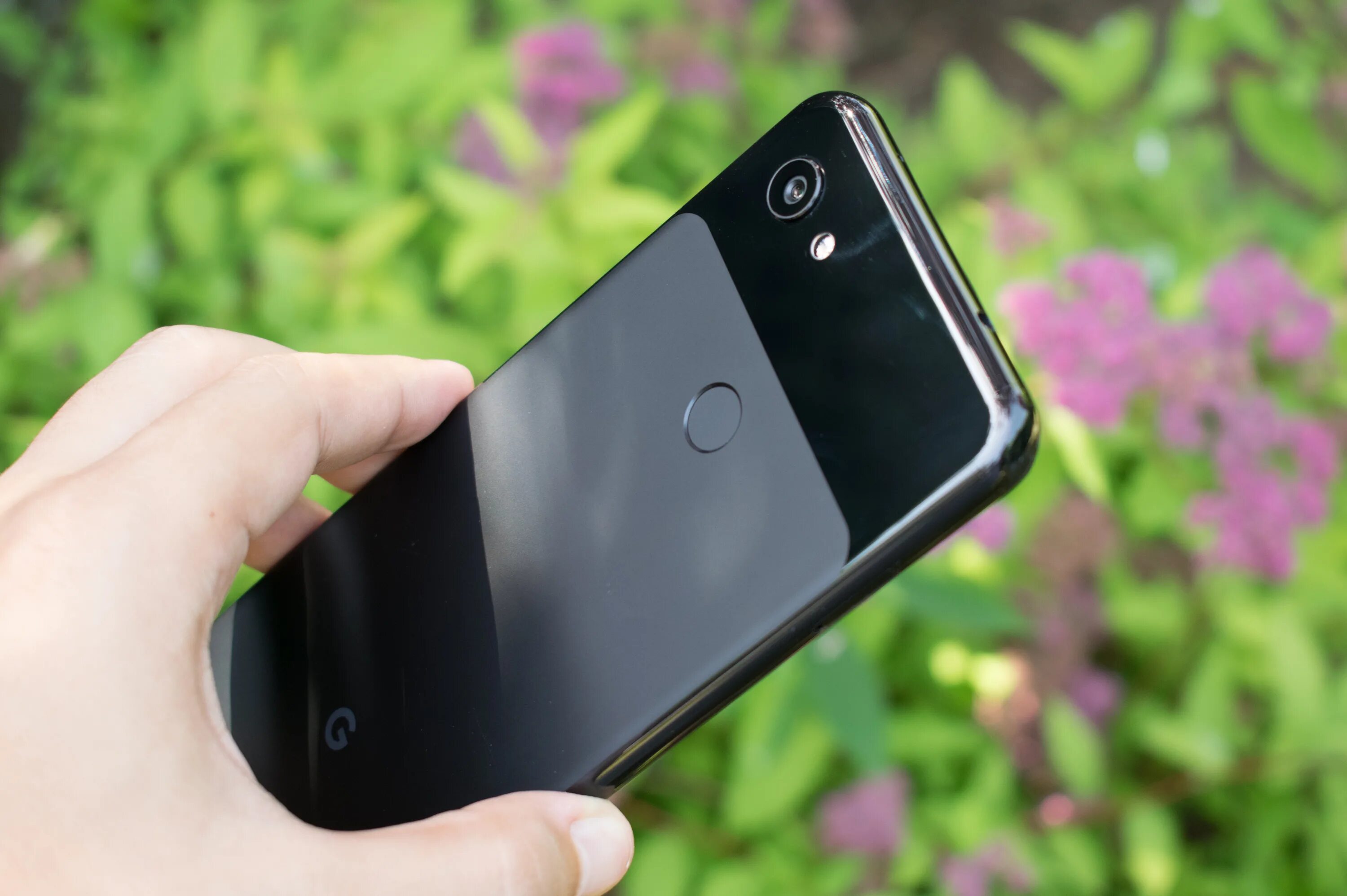 Пихел 3. Гугл пиксель 3. Google Pixel 3 XL. Google Pixel 3 в руке. Телефон гугл отзывы