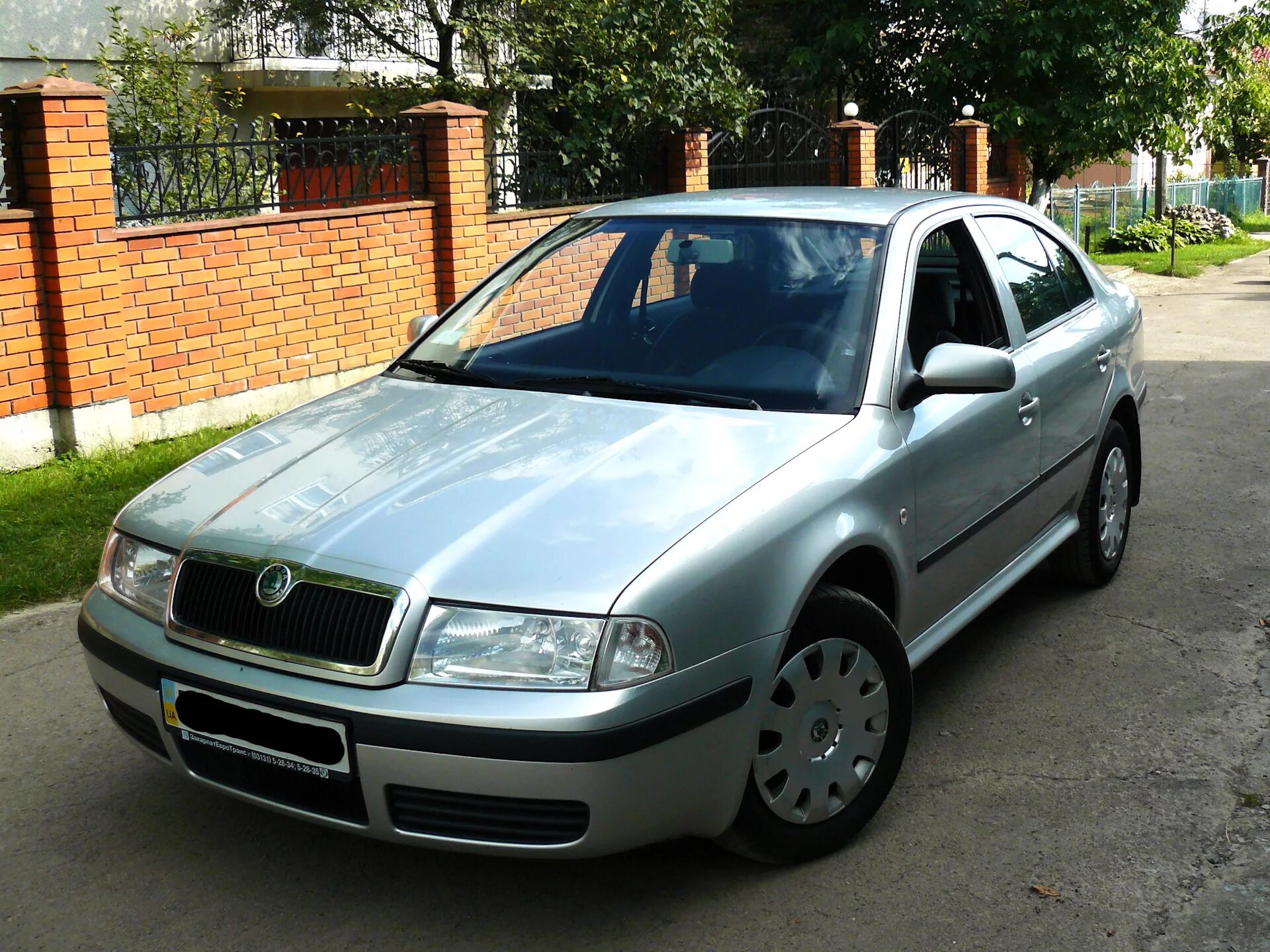 Skoda Octavia 2004 1.6. Skoda Octavia Tour 2004. Купить октавию тур бу