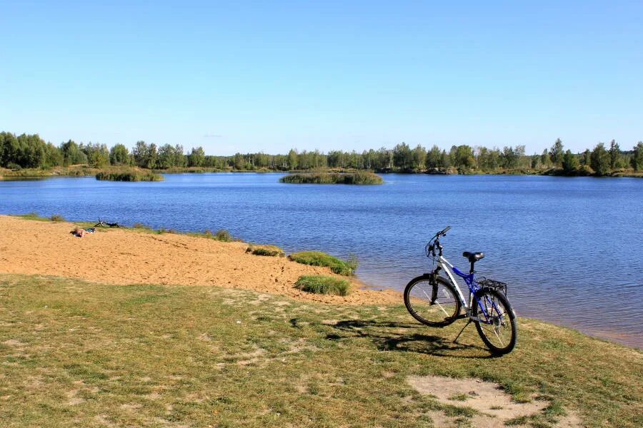 Лето уже кончилось сегодня пора было. Лето закончилось. Демотиваторы про конец лета. Конец лета. Вот и закончилось лето.