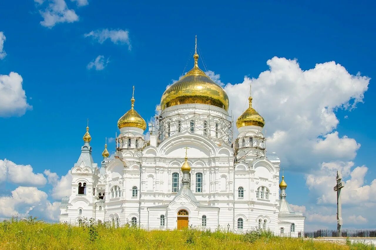 Белогорский Николаевский монастырь. Белогорский мужской монастырь Пермский. Белогорский монастырь Кунгур. Свято Николаевский монастырь Пермский край.