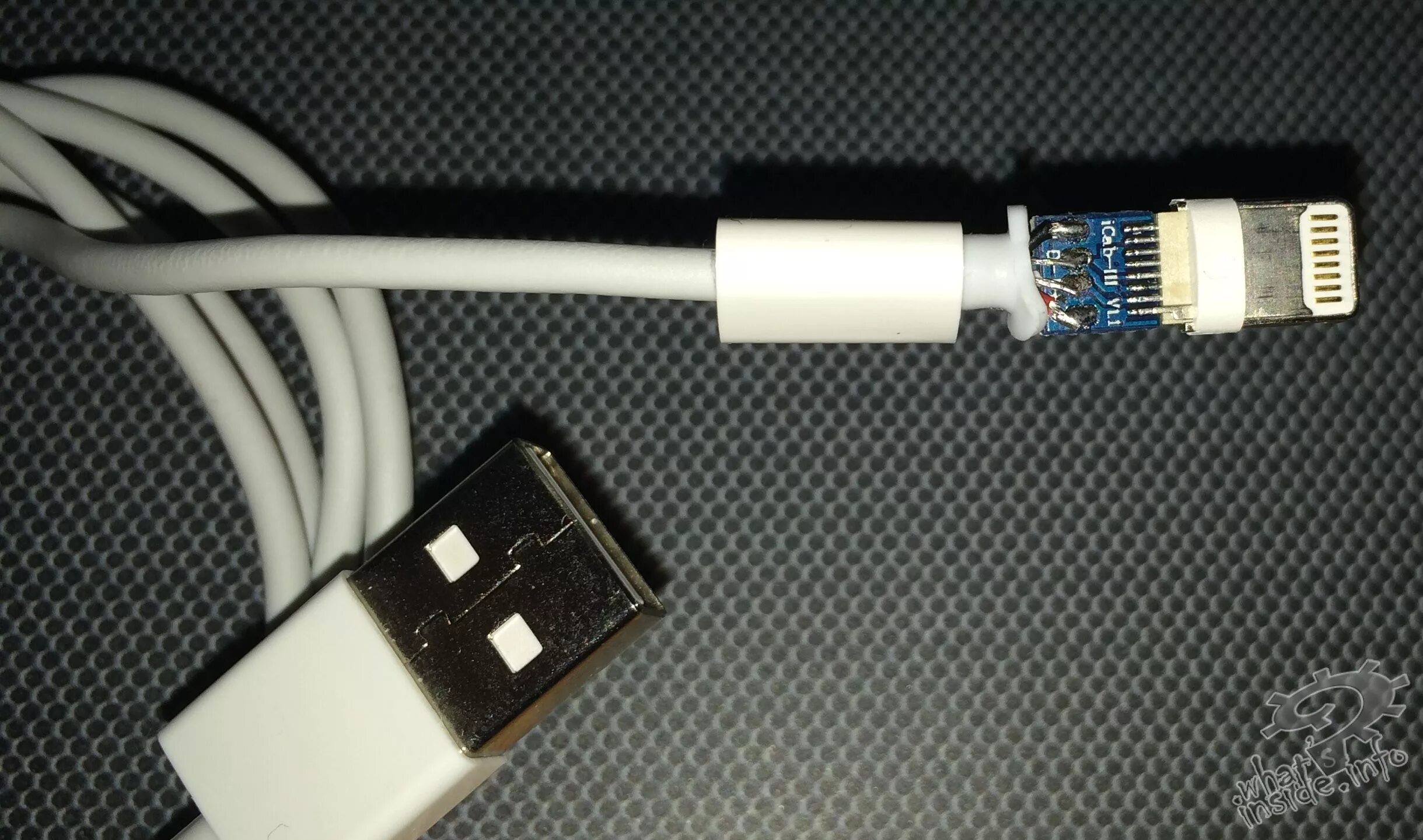Кабель копирование. USB Lightning Apple 2 m. Apple Lightning to USB Cable (2 m). Apple 3.5 Cable Lightning. Apple Lightning кабель CD-ih202.