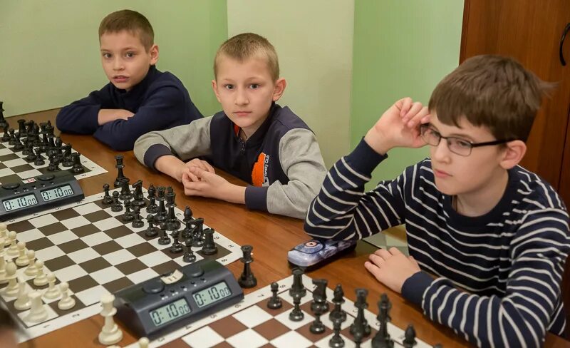 школа 6 шахматы. воскресная школа обнинск. шахматы в школе. гулькевичи школа 1. шахматы занятия для детей.