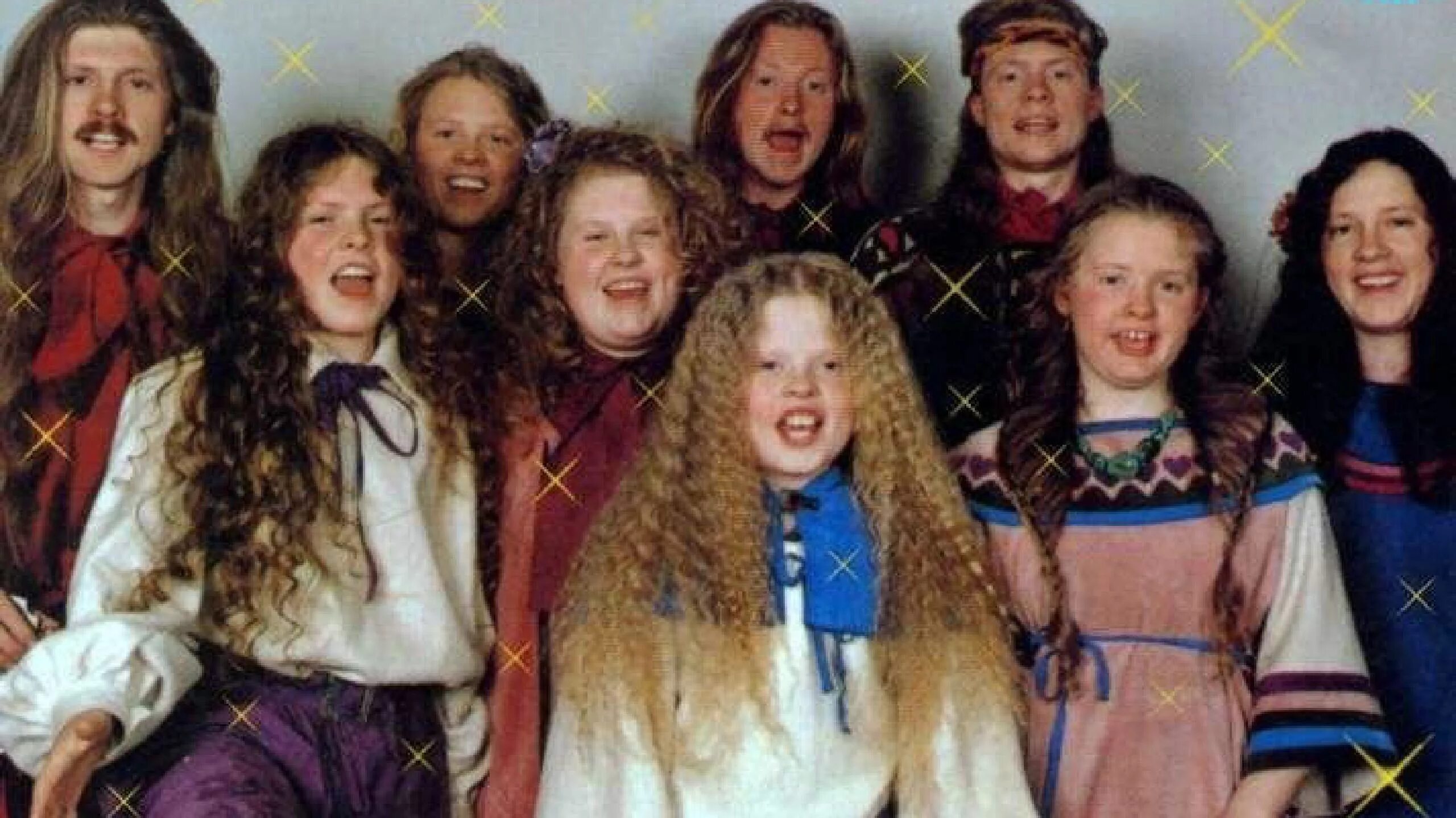 Singing group. Семья музыка группа. Семейная музыкальная группа. Группа the kelly family. Группа the kelly family.