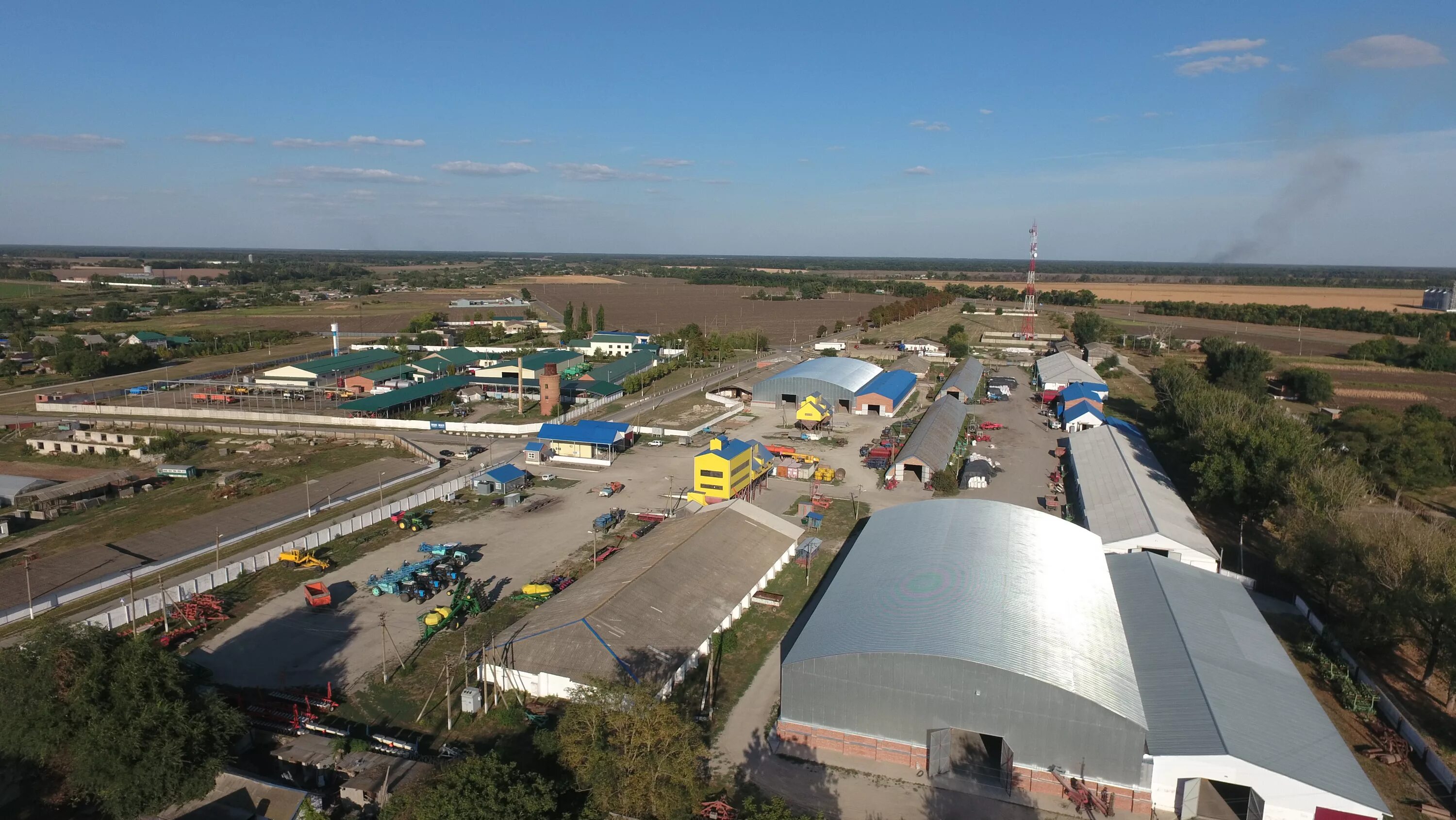 Рп5 октябрьская краснодарский край. ООО вторая пятилетка Краснодарский край Ленинградский район. Поселок Октябрьский Ленинградский район. Посёлок Октябрьский Краснодарский край. Пос Октябрьский Ленинградский район Краснодарский край.