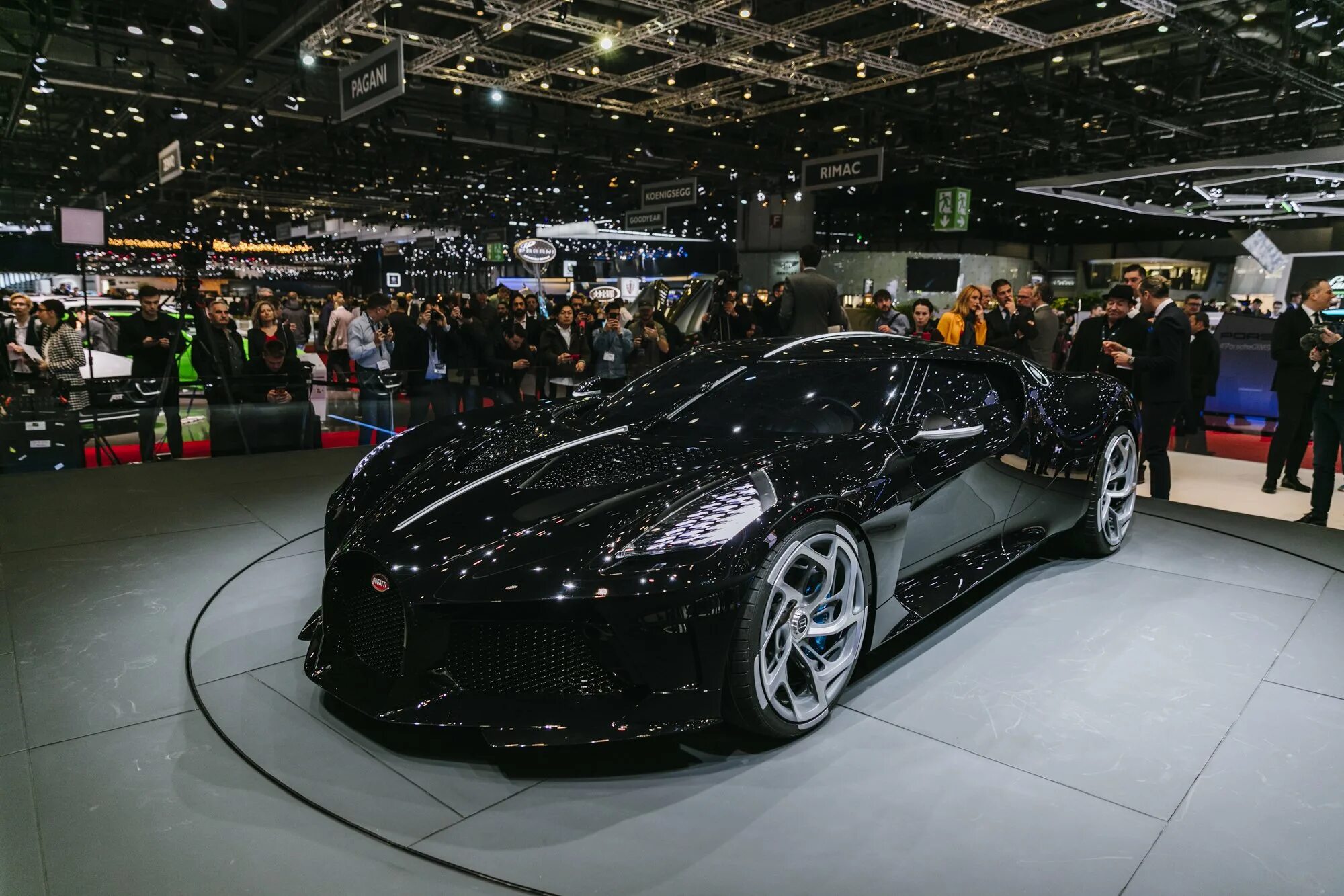 Машина Bugatti la voiture noire. Бугатти la voiture noire 2021. Самый дорогой автомобиль: Bugatti la voiture noire. Бугатти Bugatti la voiture noire. Самый дорогой лист