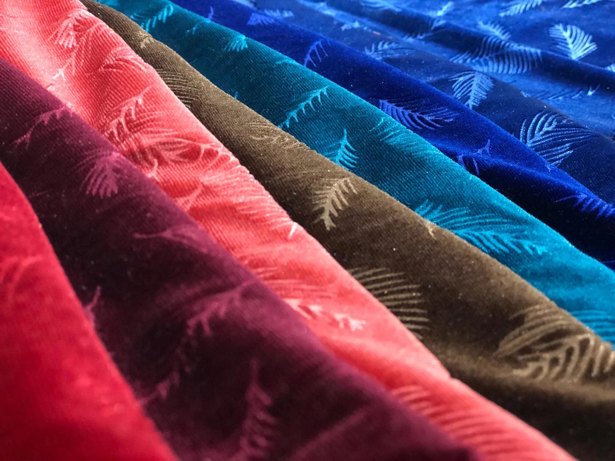 Ткани киргизия. Ткань et-9901 k.s.Velvet. Бархатные ткани для платья. Велюровая ткань. Мягкая бархатная ткань.