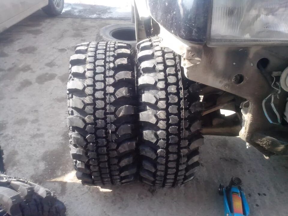 Сафари нортек 500. Уаз на колесах сафари 500. 5 r15. 5 15 на литье. Forward safari 500 33x12.
