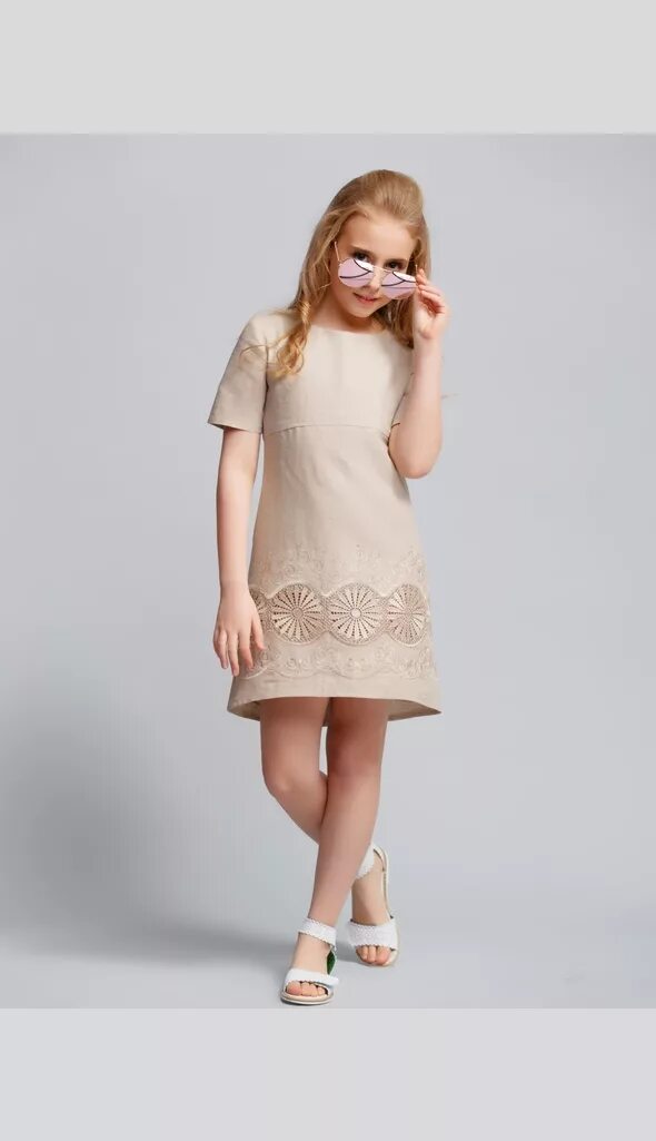 Платье для девочки лен. Льняное платье для девочки. Детское льняное платье. Льняное платье для девочки. Льняные платья для детей.