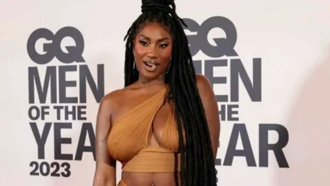 La chanteuse Aya Nakamura sacrée artiste féminine aux Victoires de la musiq...