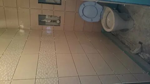 Пол в ванной должен быть ниже