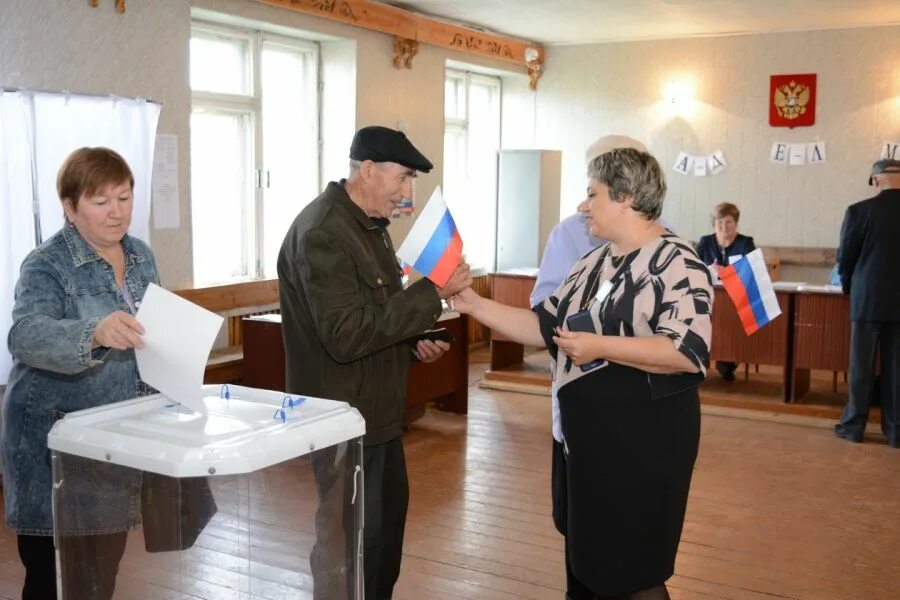 Сайт уйского района челябинской области. Село Уйское Челябинской области. Редакция Колос Уйское. Челябинская область Уйское Колос. Сайт администрации Уйского района.