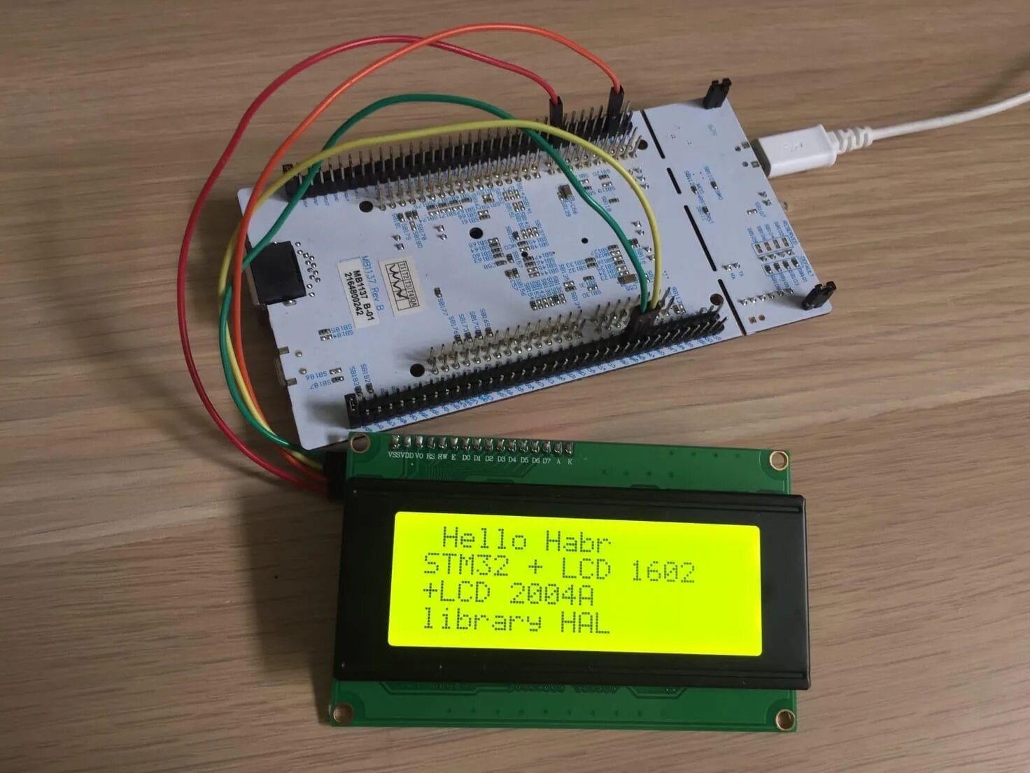 Адаптер i2c 1602. Дисплей nokia 5110 часы на ардуино. Stm32 lcd 1602 4bit. Stm32f103 ili9341. Stm32 display.