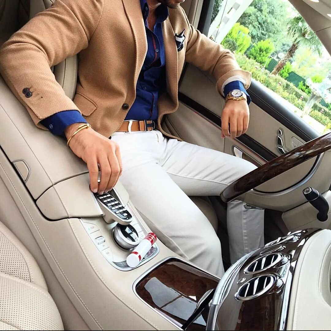 Мужская роскошь. Мужская роскошь. Атрибуты роскоши. Машины богатых людей. Машины миллиардеров.