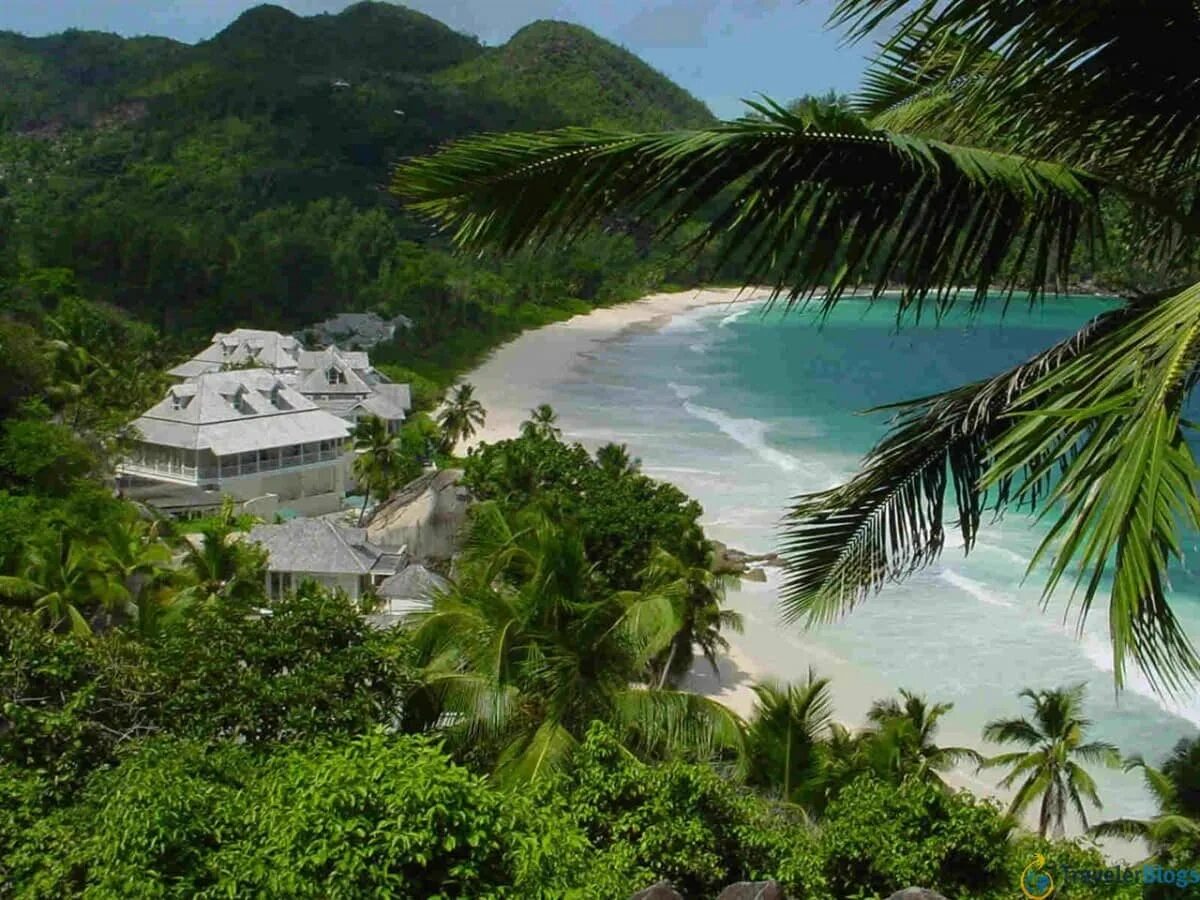 Остров эден сейшельские острова. Остров маэ сейшелы. Маэ время. Остров маэ. Маэ время.