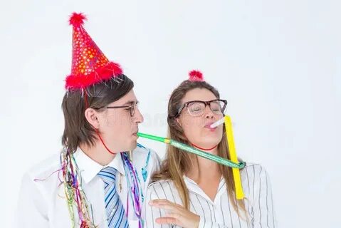 Blow a party horn перевод