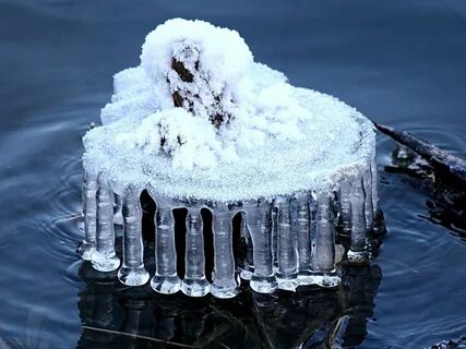 Мороз вода