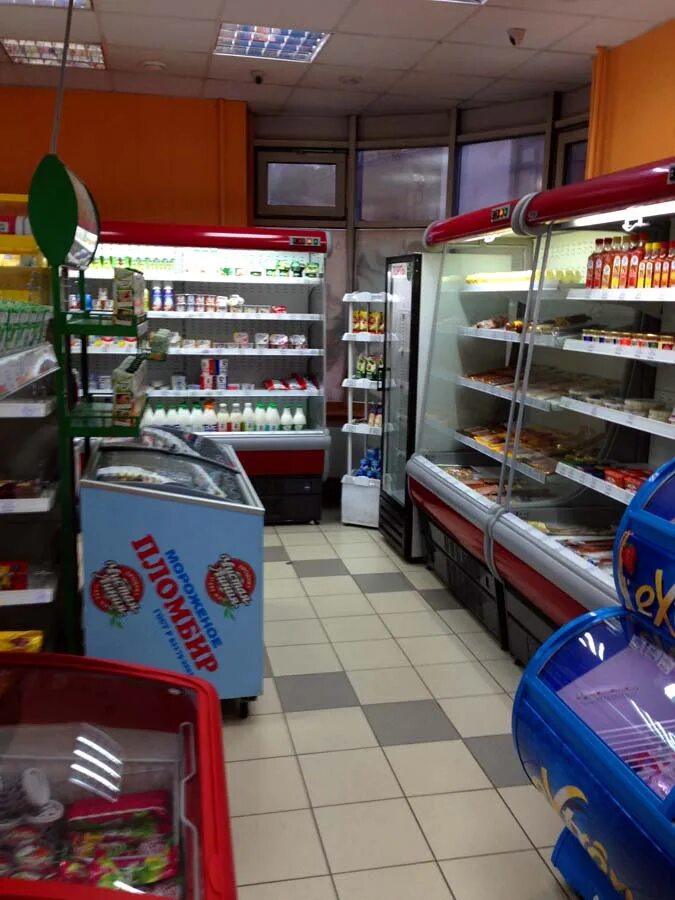 Минимаркет телефоны. Минимаркет. узбекистане минимаркет. мини маркет с навесом. минимаркет электротехники.