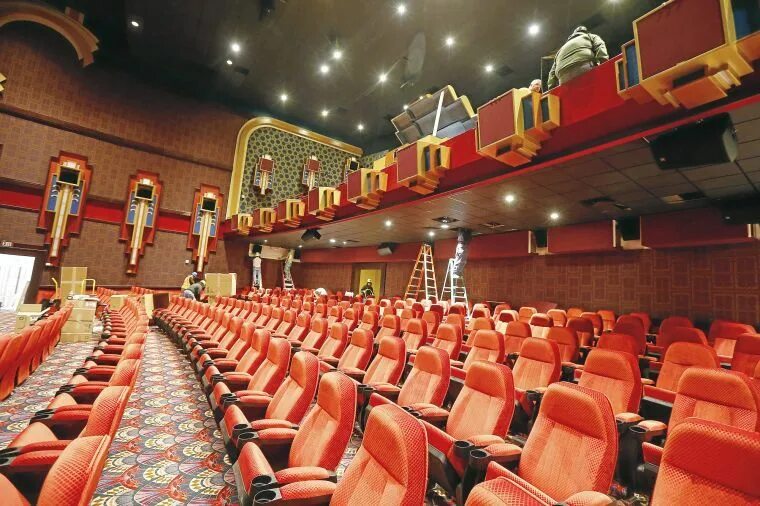B b theatres