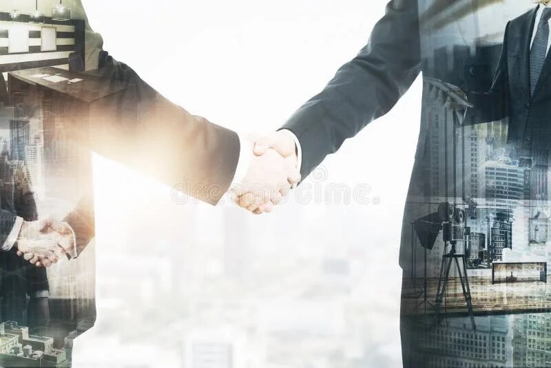 Работник склада. Строитель. Профессия инженер. Дворники на улице. Слесарь.