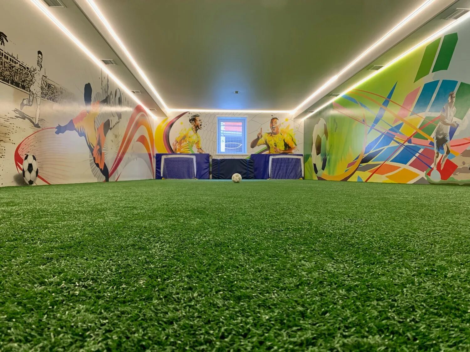 Технопул р балашиха футбол. Манеж балашиха. Фк метеор балашиха 2022. Манеж балашиха. Футбольный центр метеор балашиха.