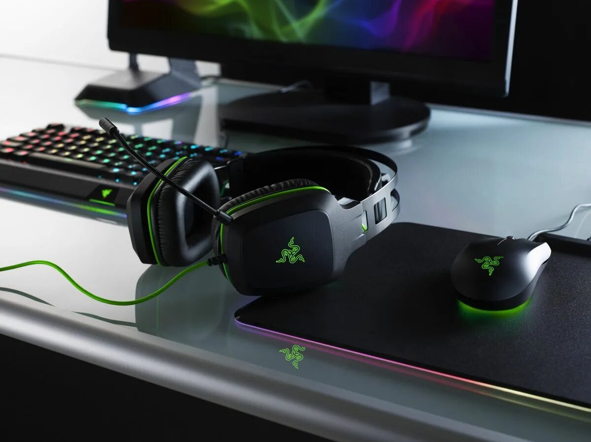 Razer axon. Razer Electra v2. Razer Serion v2. Игровая клавиатура мышь наушники рейзер.