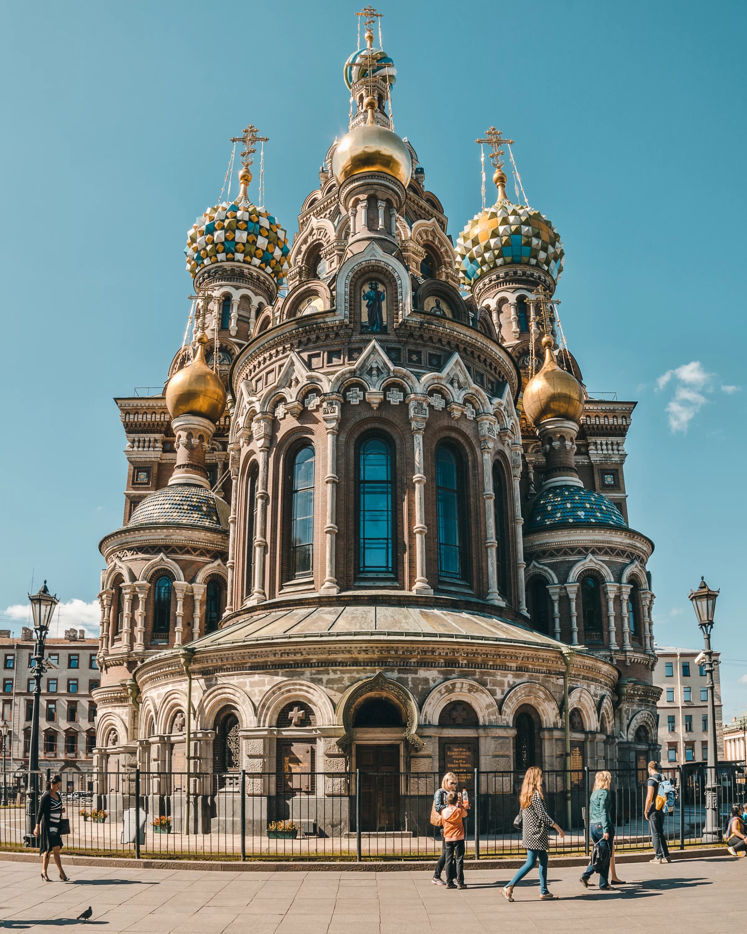 Санкт петербургская православная. Храм Воскресения Христова Санкт-Петербурге Санкт-Петербурге. Храм Воскресения Христова в Питере. Храм на крови в Санкт-Петербурге Архитектор.