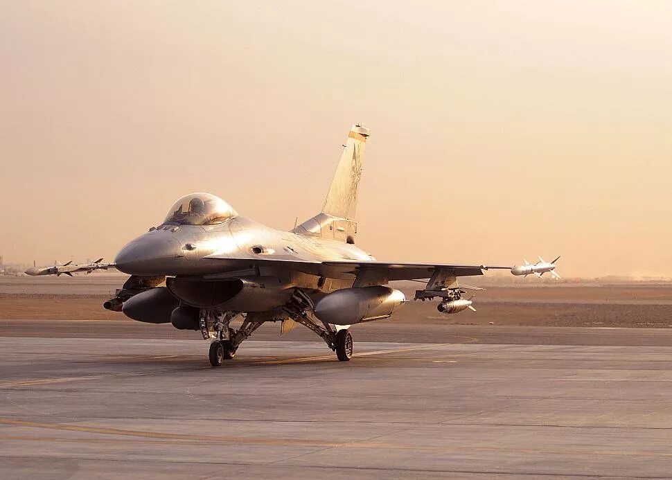 F16 jet. F16 новости. Ф 16 истребитель. F 16 falcon. F16 новости.