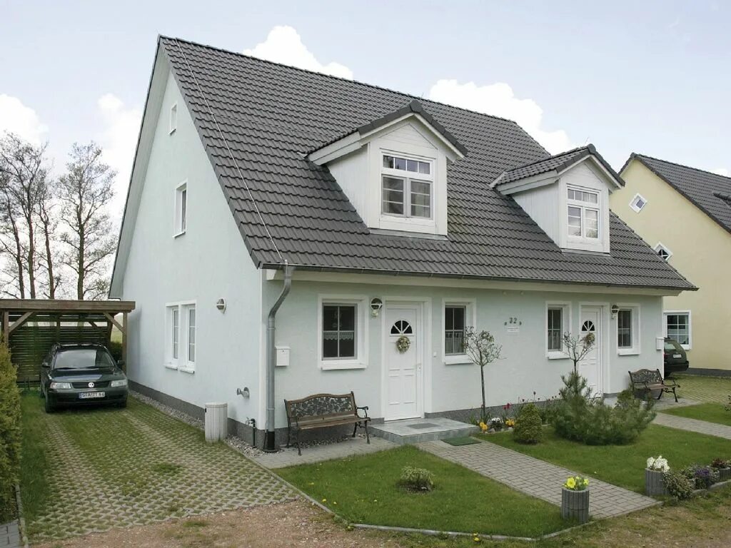 Купить недвижимость в германии. Домики в Германии. Частный дом в Германии. Немецкие коттеджи. Обычный дом в Германии.