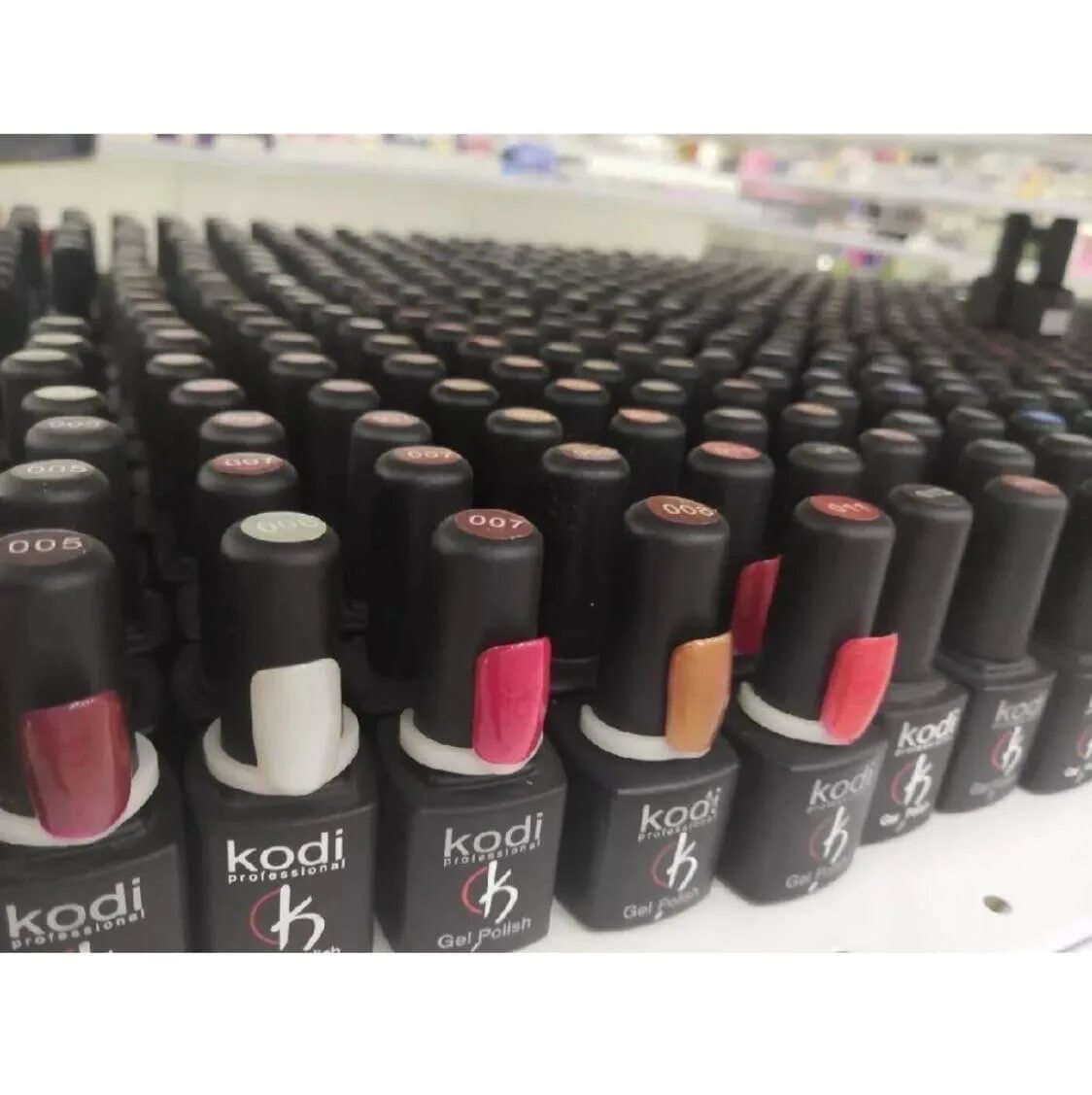 Лак коди. Kodi, гель-лак №80r, 8 мл. Гель лак kodi 07rs. Гель лак коди 8 мл. Kodi гель лак.