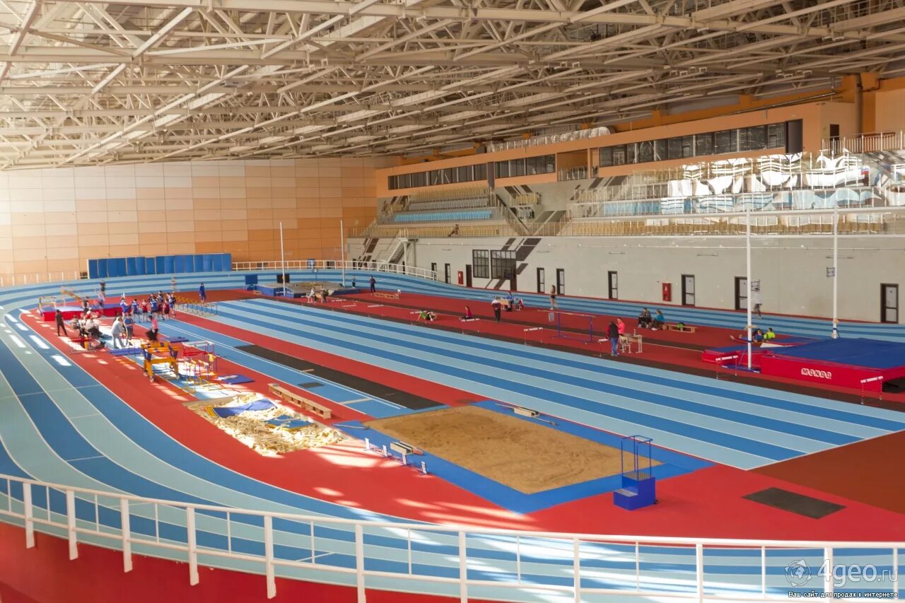 Байкал арена иркутск бассейн. Манеж стадион труд архангельск. Лёгкая атлетика байкал арена. Байкал арена иркутск бассейн. Манеж иркутск.