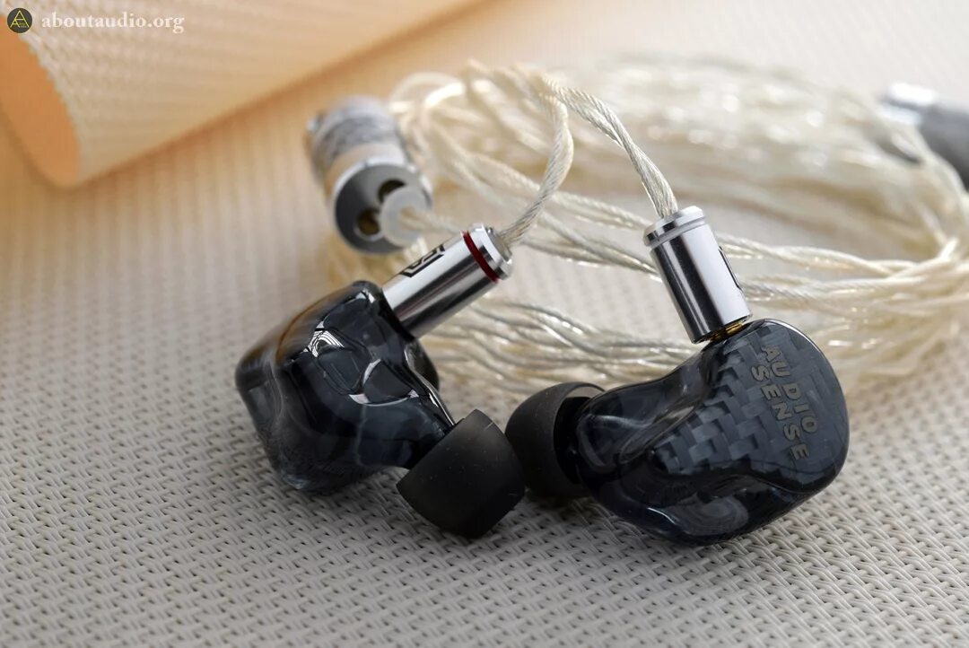 Satin audio. Fiio fd5. Акустическая система system audio sa1750. Акустическая система martin logan motion 10. Martin logan motion 20.