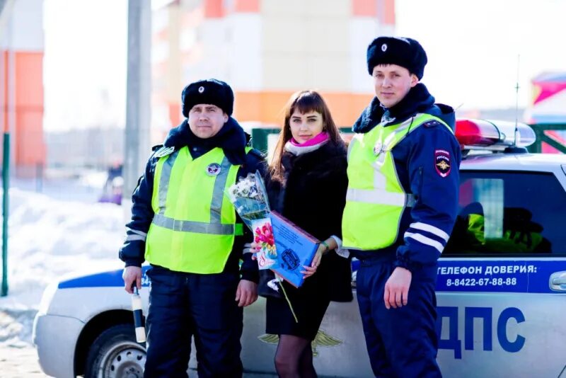 Сайт ульяновского гибдд. Ефремова 52 Ульяновск ГИБДД. ГИБДД Ульяновск Ефремова. Сотрудники ГИБДД Ульяновск. ДПС Ульяновск.