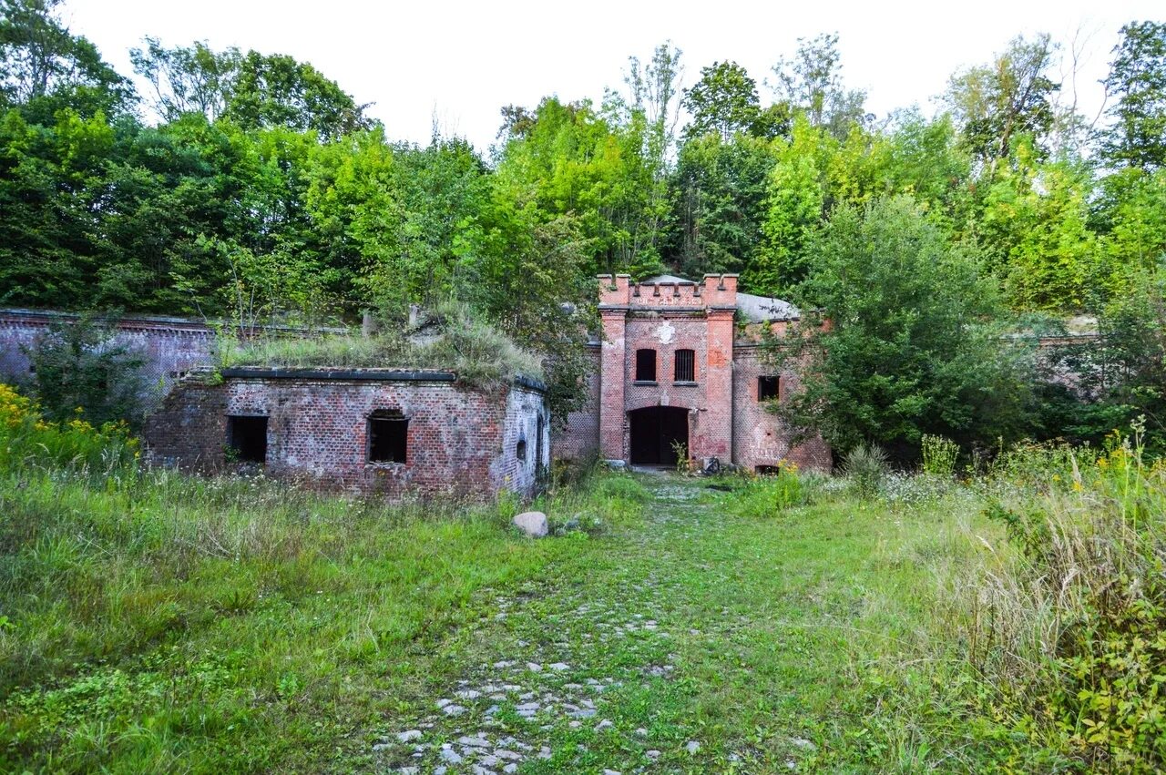 Форт № 2 «бронзарт» «bronsart bei mandein». Форт no 2 бронзарт. Форт № 2a - барнеков. Форт бронзарт калининград. Заброшенные форты калининграда.