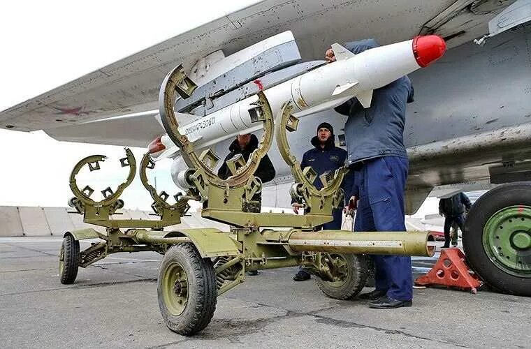 Ракета х 38. Х-25 ракета. Х-25 мл Авиационная ракета. Авиационная управляемая ракета х-25 (СССР). Ур воздух-земля х-25мл.