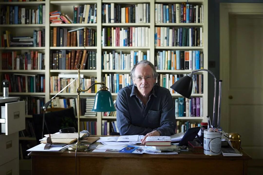 Ian MCEWAN. Макьюэн. Ian serraillier писатель. Иэн Расселл Макьюэн. Работа авторам писателям