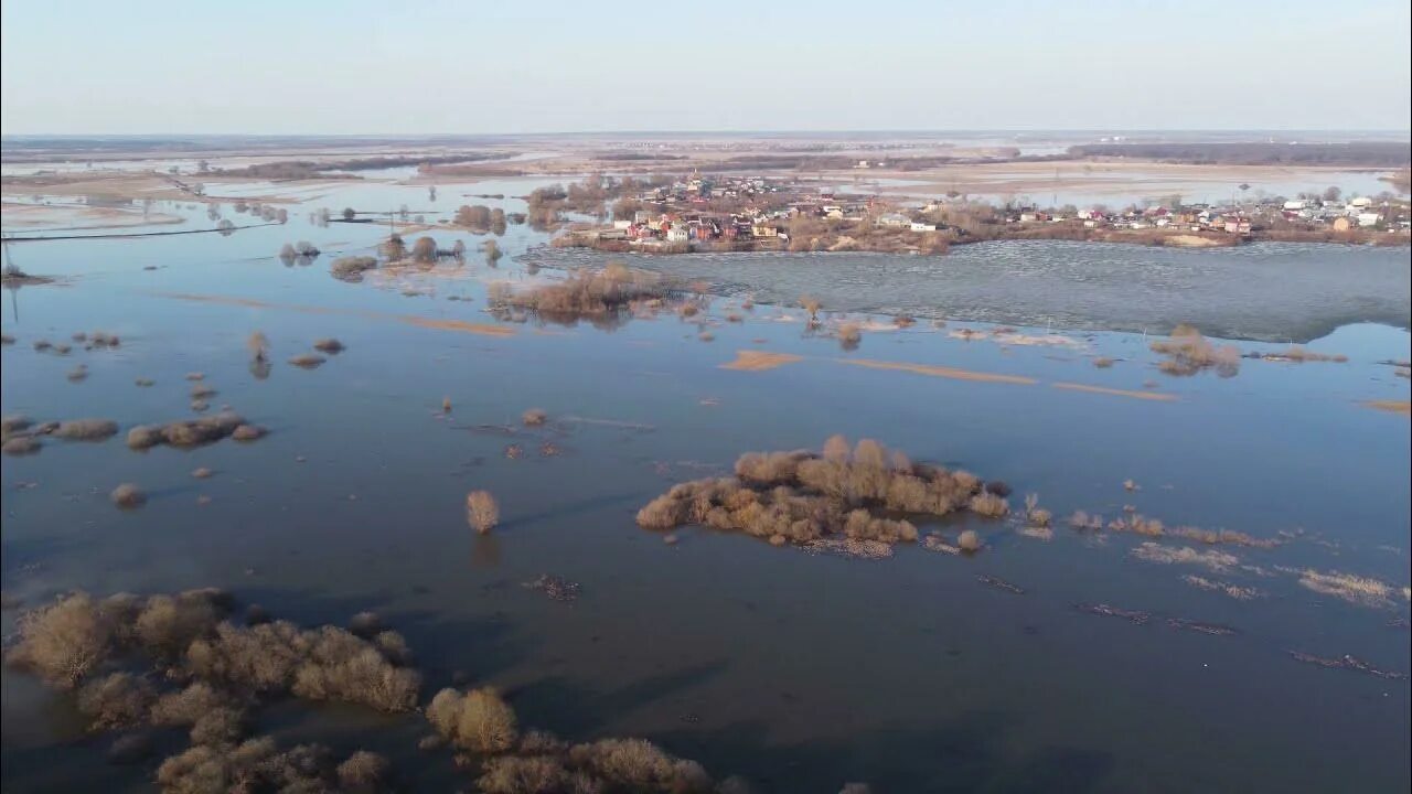 Уровень воды в оке г рязань. Рязань разлив 2021. Разлив Оки в Рязани. Разлив реки в Рязани. Разлив Оки 2022.