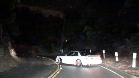 Нелегальный дрифт в горах японии